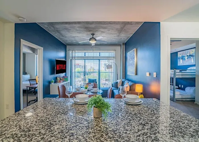 Apartamento Chic Downtown 2-bedroom Pool Gym Parking